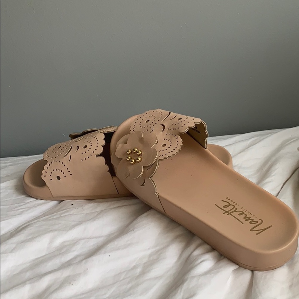 Nanette Lepore Maria Beige Cream Slides